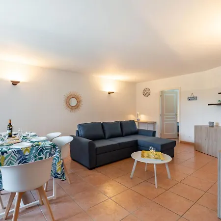 Terre Du Soleil By Interhome *